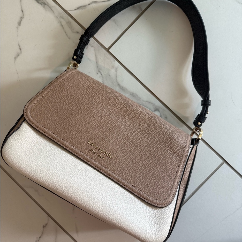 Kate Spade Beige and White Shoulder Bag